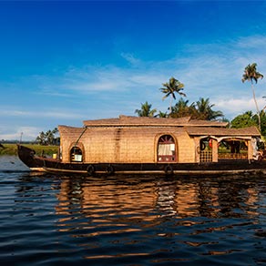 Kerala: Tea, Beaches & Houseboats